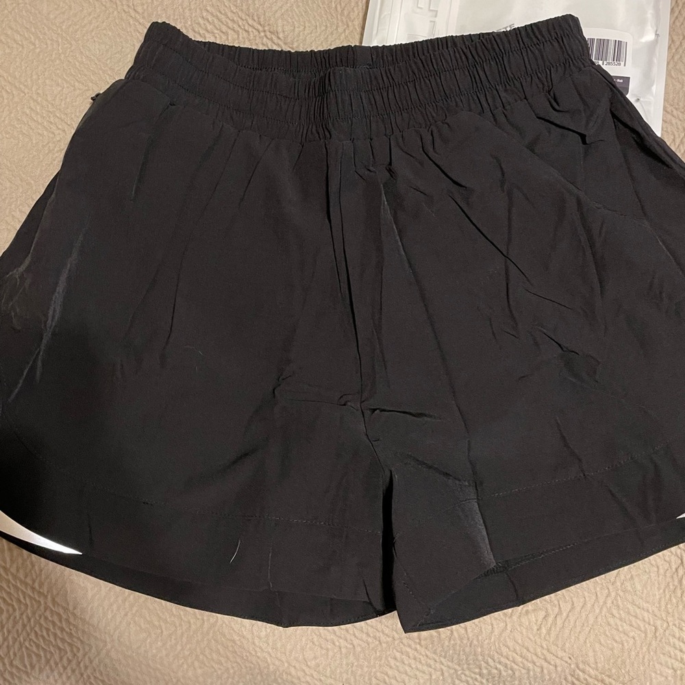 Alphalete Stride Shorts Black Medium NWT